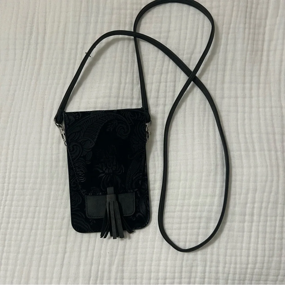 Harper crossbody black tassel phone pouch cardholder